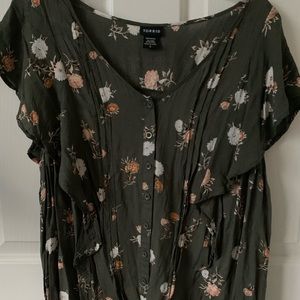 Short sleeve blouse from Torrid.